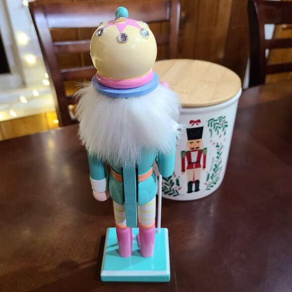 Christmas Nutcracker Soldier Wooden Statue Xmas Holiday Decor Table Decoration - Picture 5 of 7